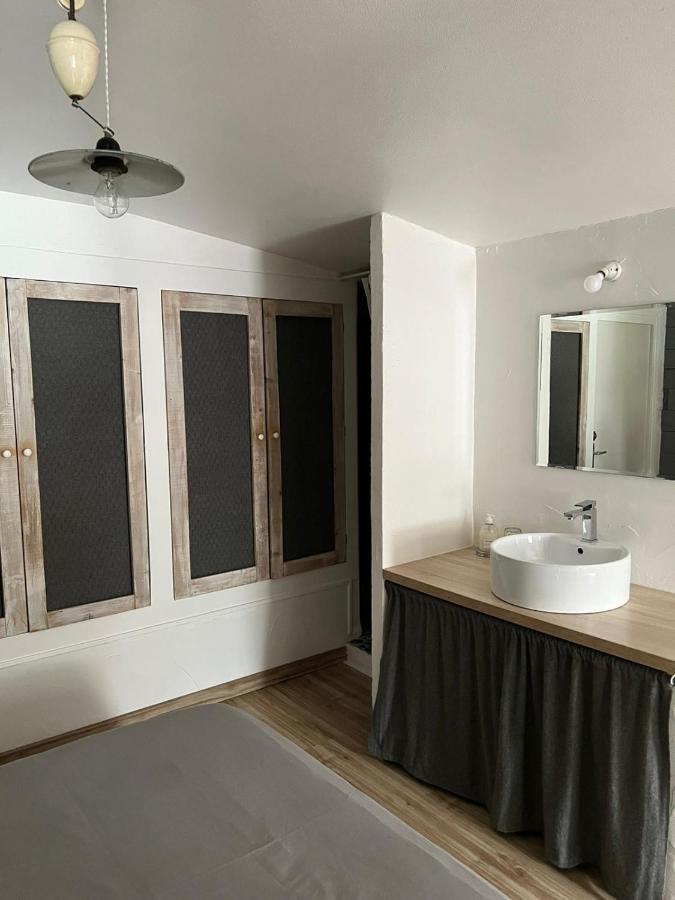 Les Chambres De Pauline Avec Spa Et Climatisation Albertville Ngoại thất bức ảnh